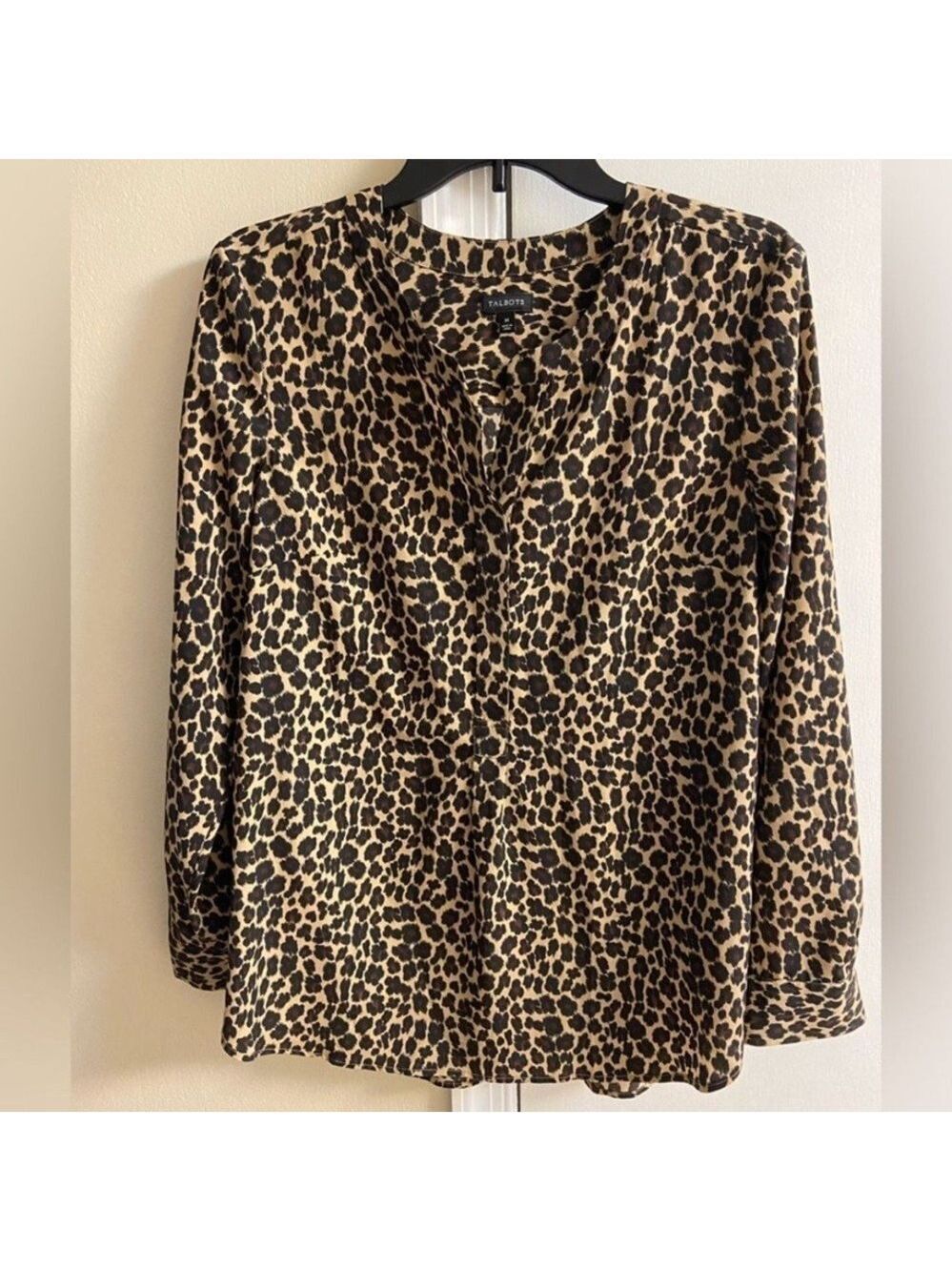 Talbots cheetah print button front blouse‎ Medium